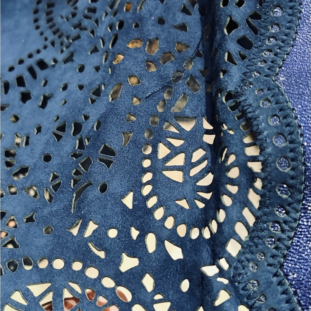 Elie Tahari Blue Laser Cut Fabric